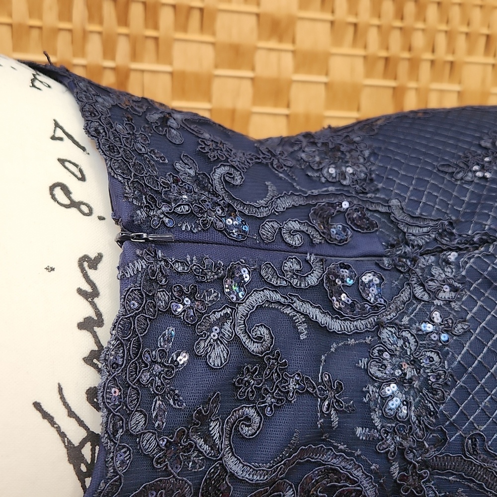 LUCCI LU, Sequins Textures Sweetheart Neckline,Elegant Navy Strapless Lace Dress - Picture 5 of 13